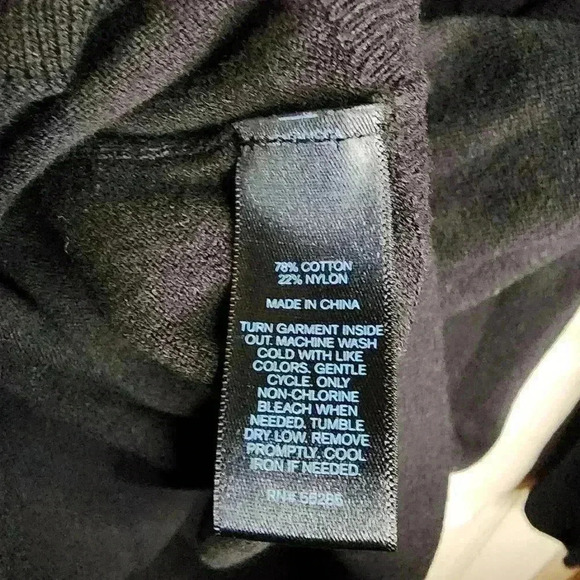 Express Men's Black Quarter Zip Pullover Business Casual Sweater Size Medium - Picture 9 of 9